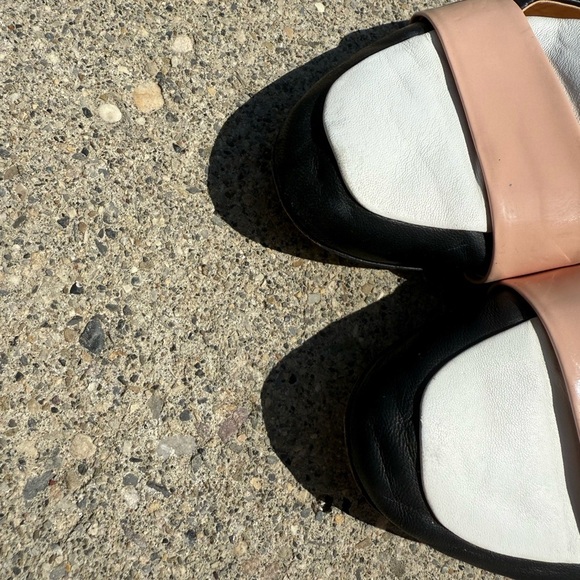 Reed Krakoff 10.5 GUC and Cream Flats Timeless and classic. - Picture 9 of 12